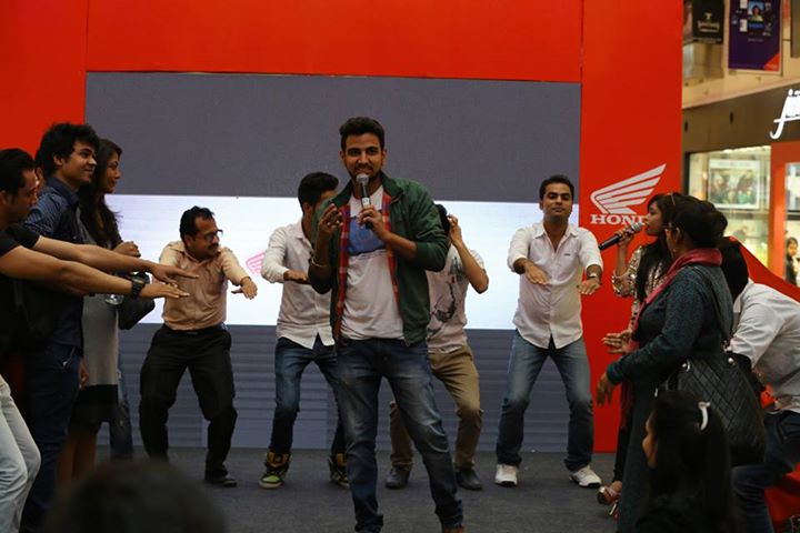 top male emcee istanbul turkey
