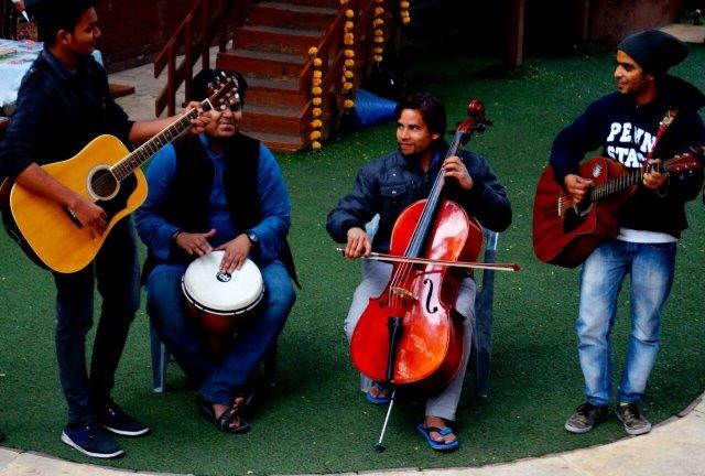 male instrumental band istanbul turkey