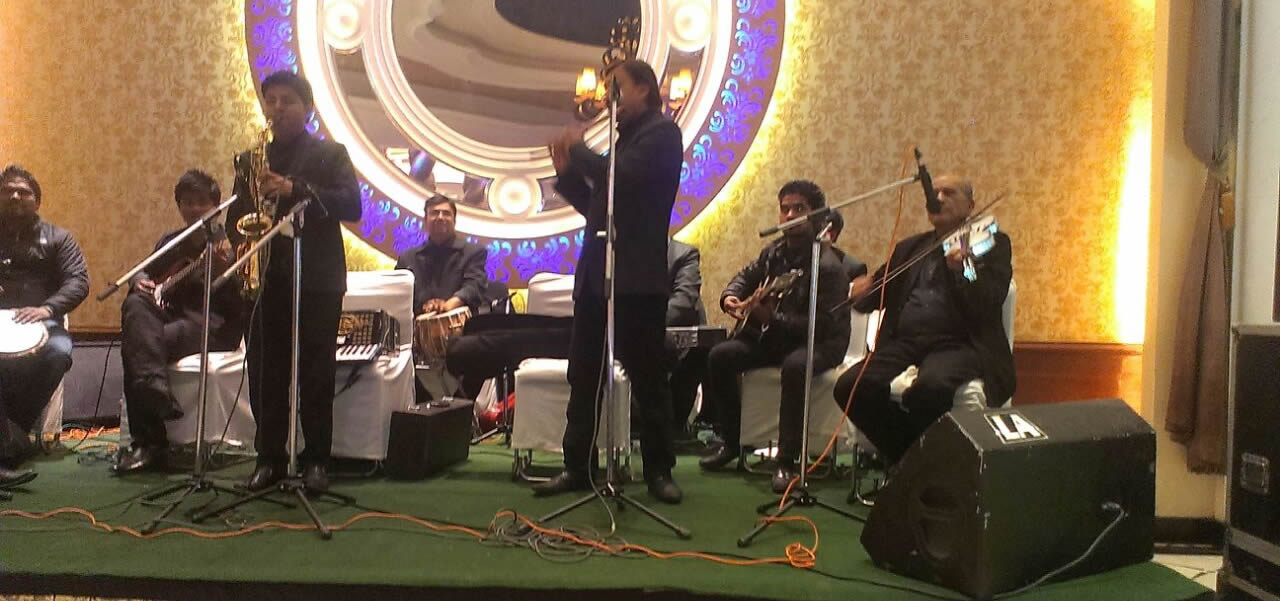 famous instrumental band istanbul turkey
