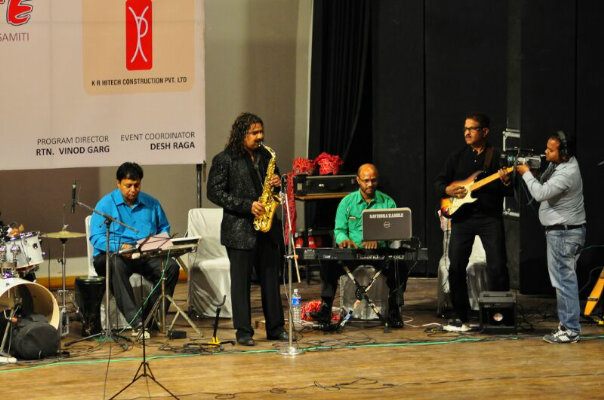 live instrumental band istanbul turkey