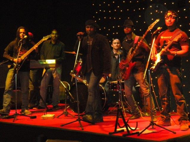 live bands istanbul turkey