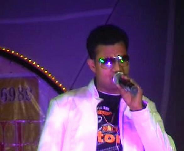 professional male singer istanbul turkey