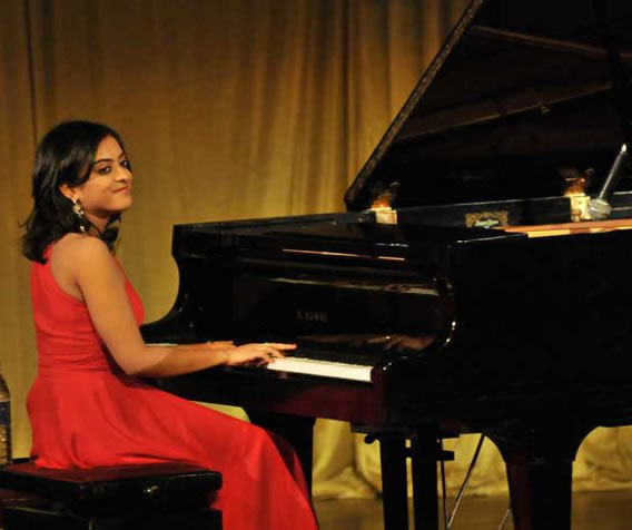 female piano players istanbul turkey
